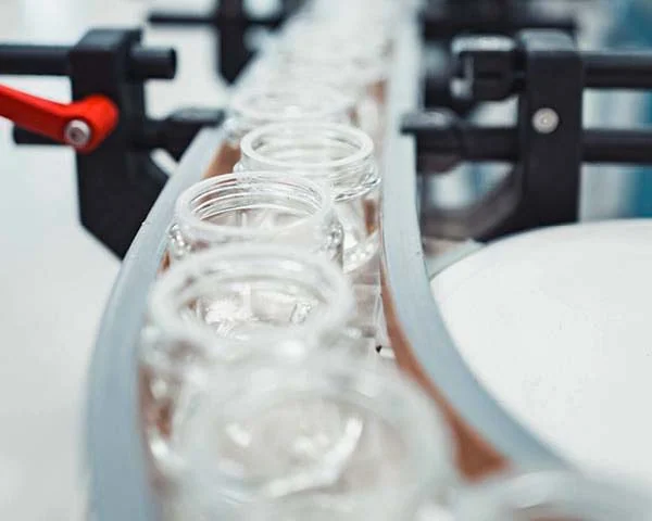 Creation and legal assessment of packaging copy